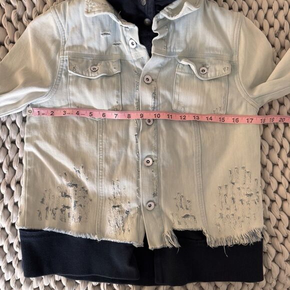 Free People Womens Hoodie Layered Lightwash Denim Jacket M Boho Urban Distressed - Picture 6 of 9